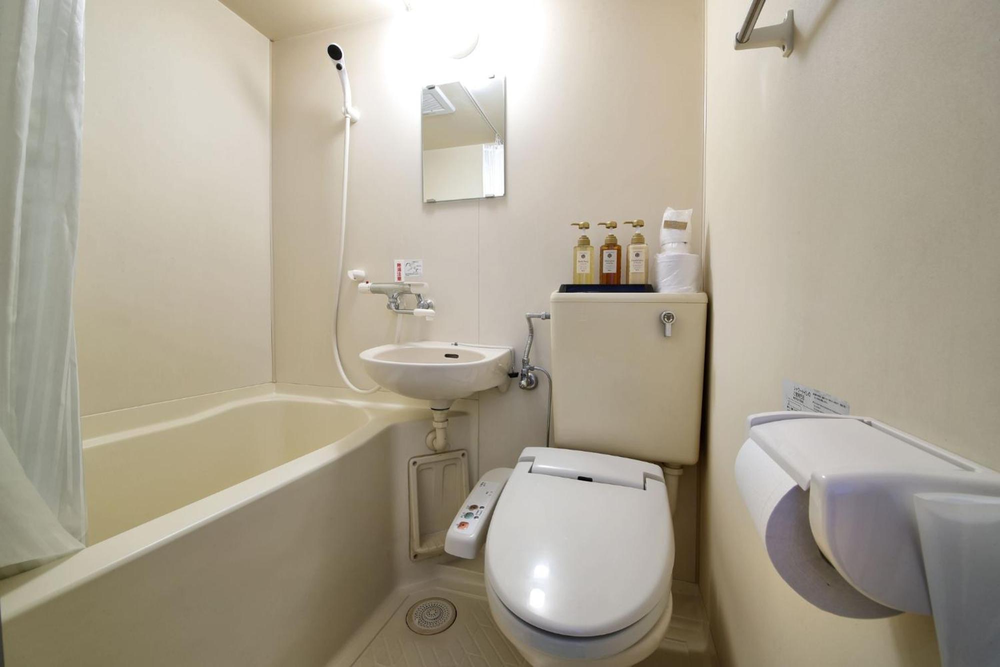 Hotel Nishikawaguchi Weekly - Vacation Stay 43454V Сайтама Экстерьер фото